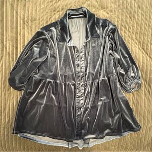 Elegant Velvet Button-Up Blouse in Blue Gray